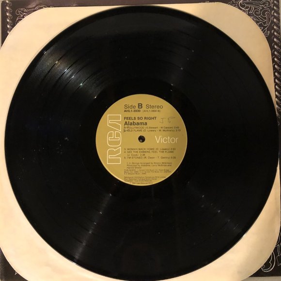 Alabama Feels So Right Classic Country Vinyl Record 1981 - Picture 4 of 4